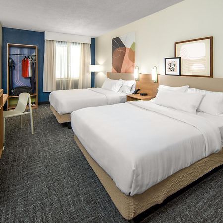 Spark By Hilton Branson Meadows Exteriér fotografie