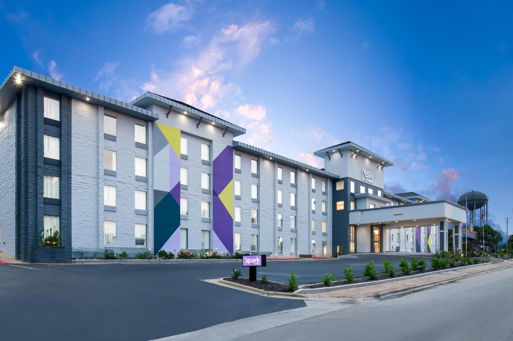 Spark By Hilton Branson Meadows Exteriér fotografie