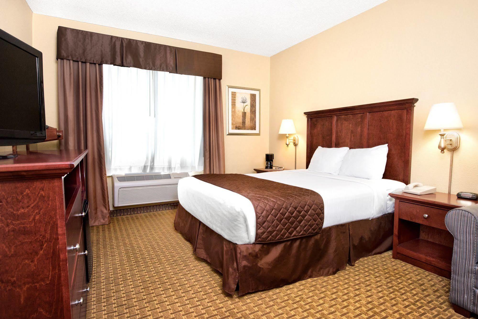 Spark By Hilton Branson Meadows Exteriér fotografie